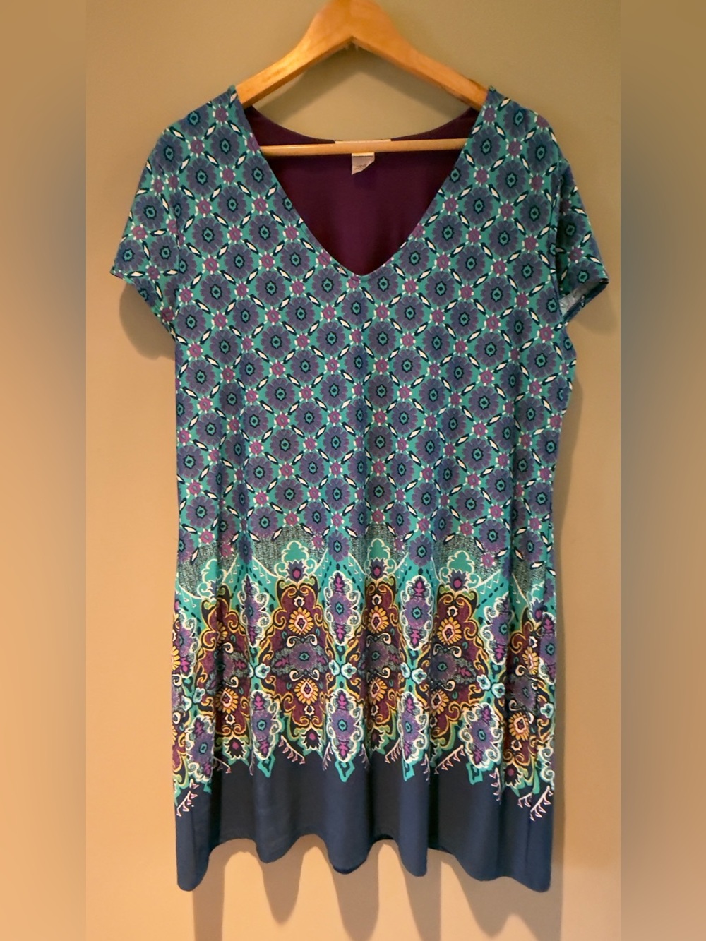 Linea Donatella Teal and Purple Printed V-Neck Dress L